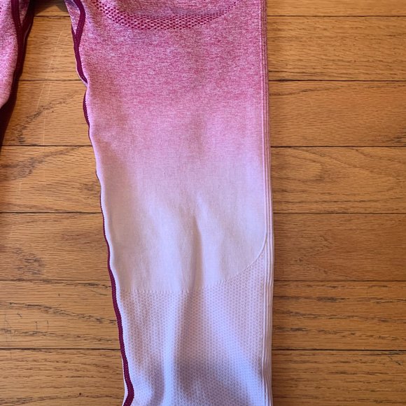 Gymshark Ombre Seamless Leggings - Chalk Pink/Beet - Picture 6 of 8